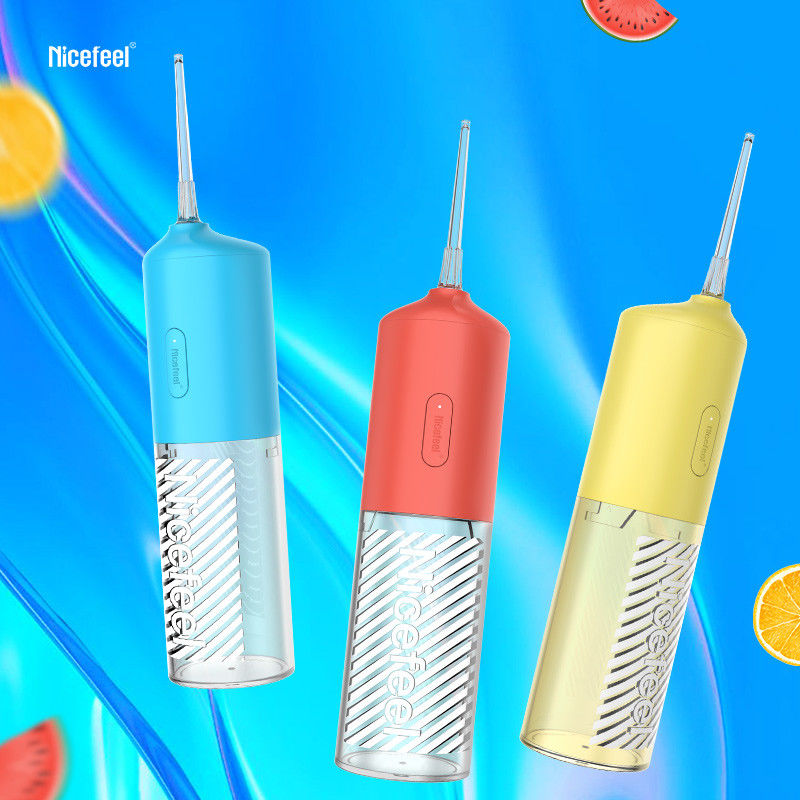 L'eau portative orale Flosser d'Irrigator de professionnel rechargeable de soins dentaires de maison et de voyage Ipx7 pour des dents